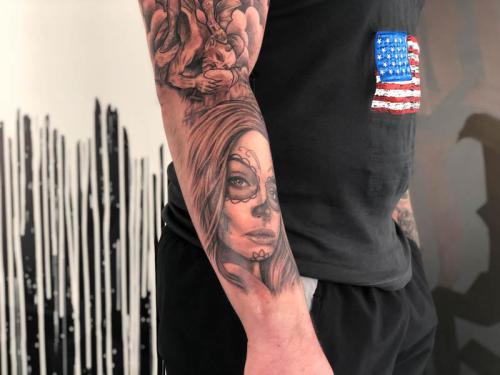 haus-von-azer-tattoo-wuppertal-Ivan-sanda