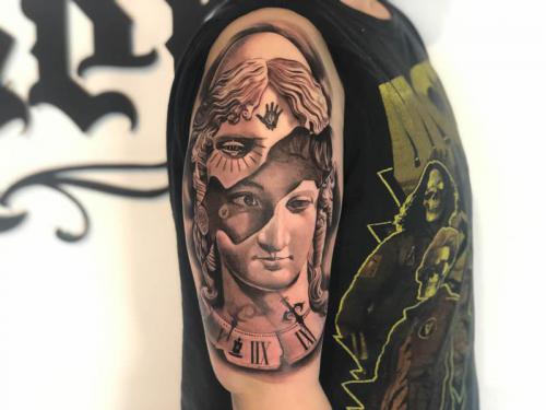 haus-von-azer-tattoo-wuppertal-juan-roman